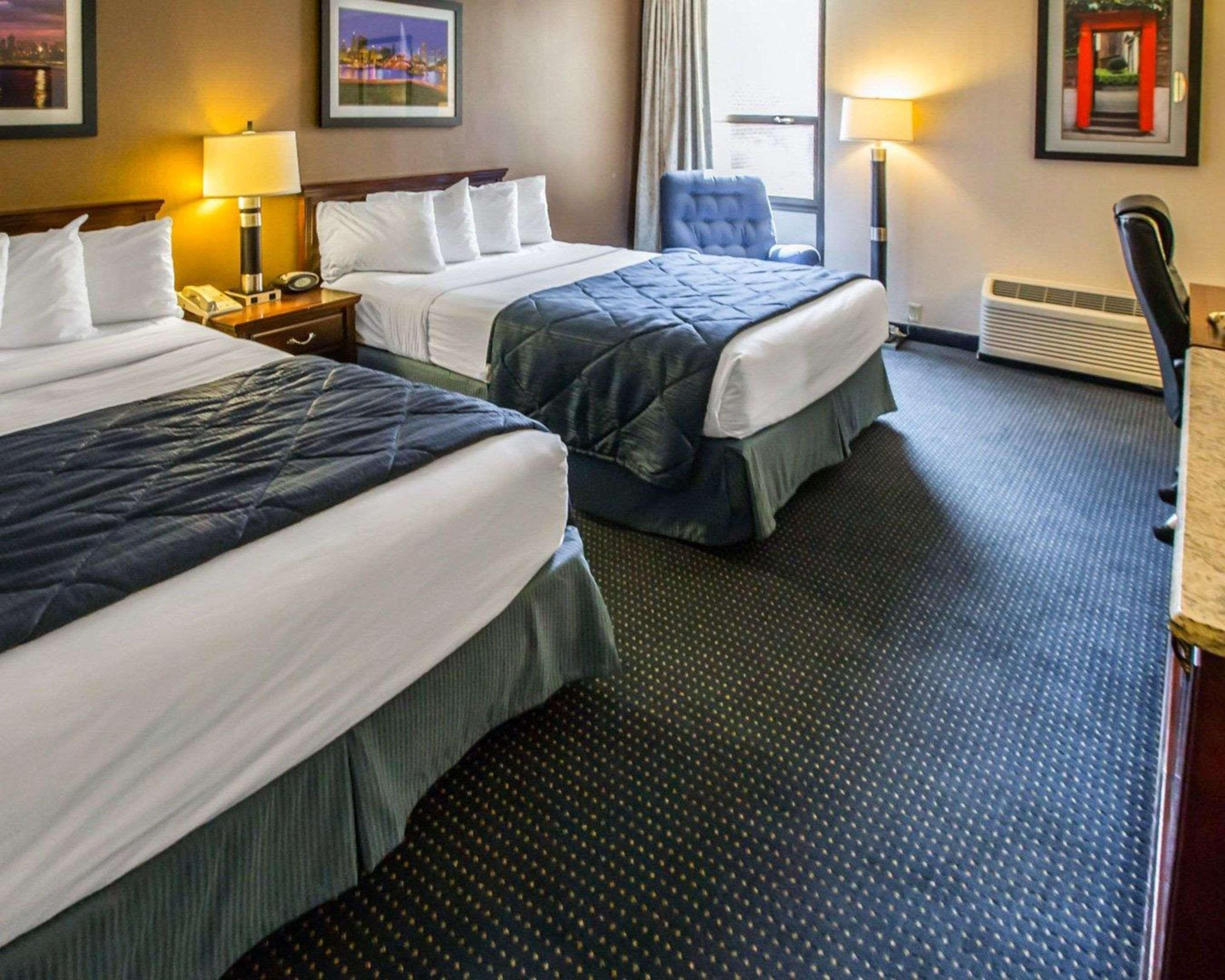 Quality Inn Schaumburg - Chicago Near The Mall Exterior photo