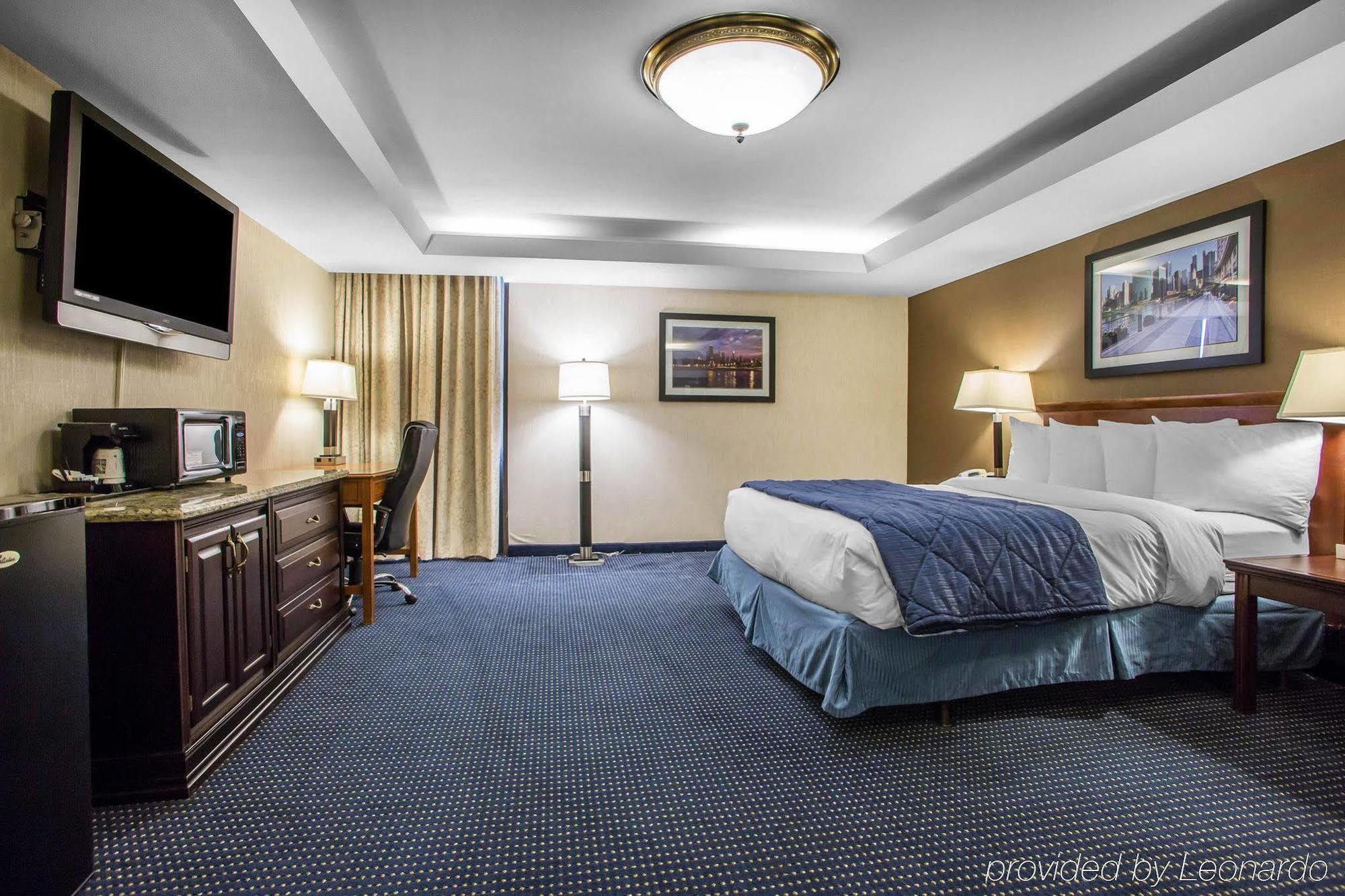 Quality Inn Schaumburg - Chicago Near The Mall Exterior photo